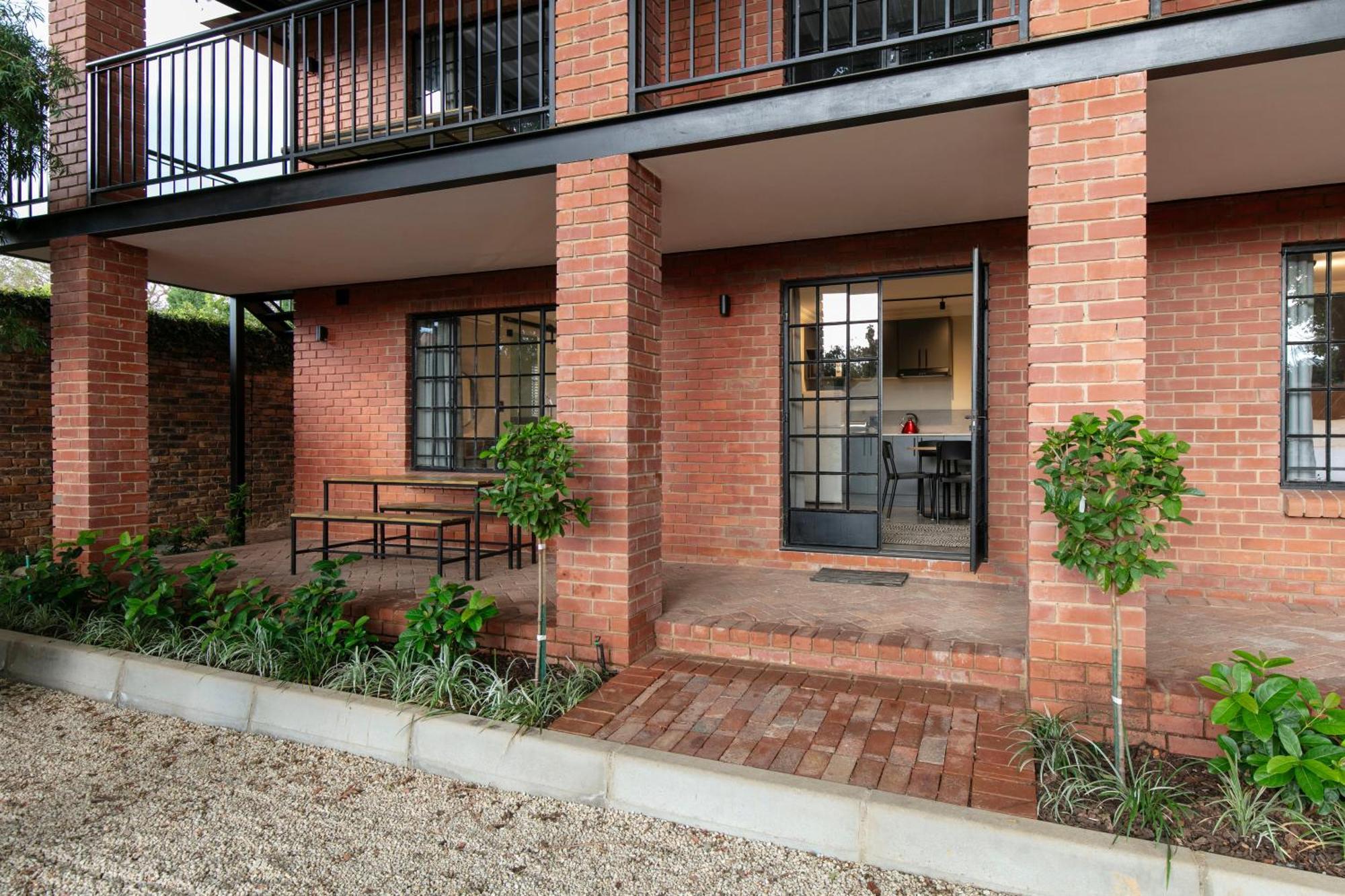 Murray Street 137 Guesthouse Pretoria Ngoại thất bức ảnh
